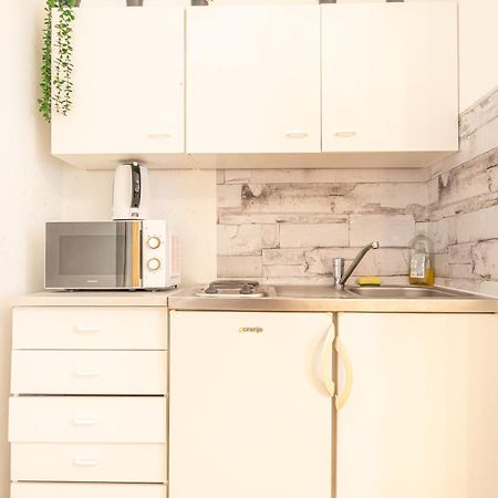 Апартаменты Friendly 2Br Apt- Near Rennweg & Belvedere Palace Вена Экстерьер фото