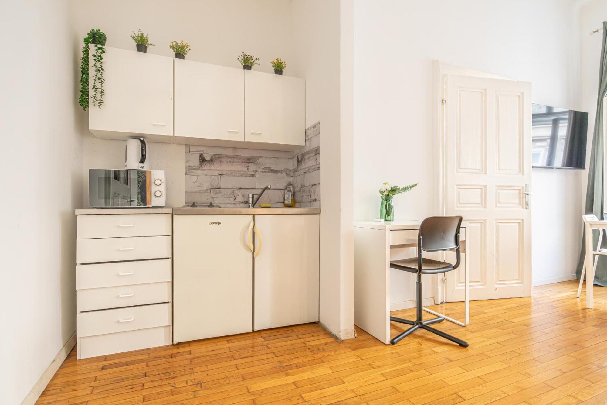 Апартаменты Friendly 2Br Apt- Near Rennweg & Belvedere Palace Вена Экстерьер фото